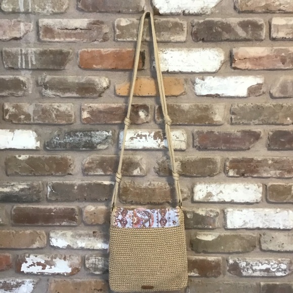 SAKROOTS Women's Tan Sayulita Crochet Flap Crossbody Bag - Picture 8 of 10
